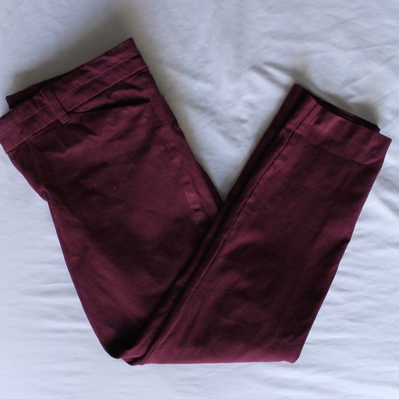 GAP Pants - Gap Slim City Cropped Pants in Burgundy